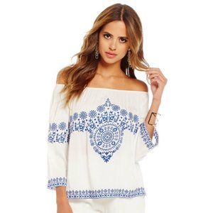 GIANNI BINI | White Embroidered Off Shoulder Top M
